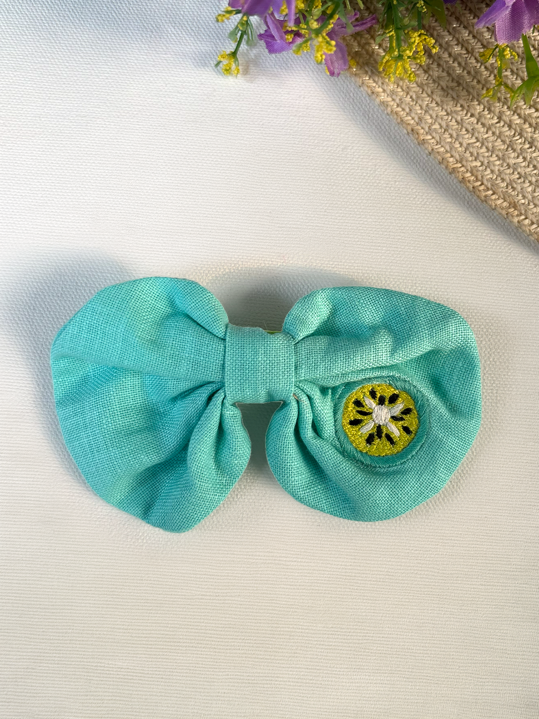 Till Blue embroidery. Bow