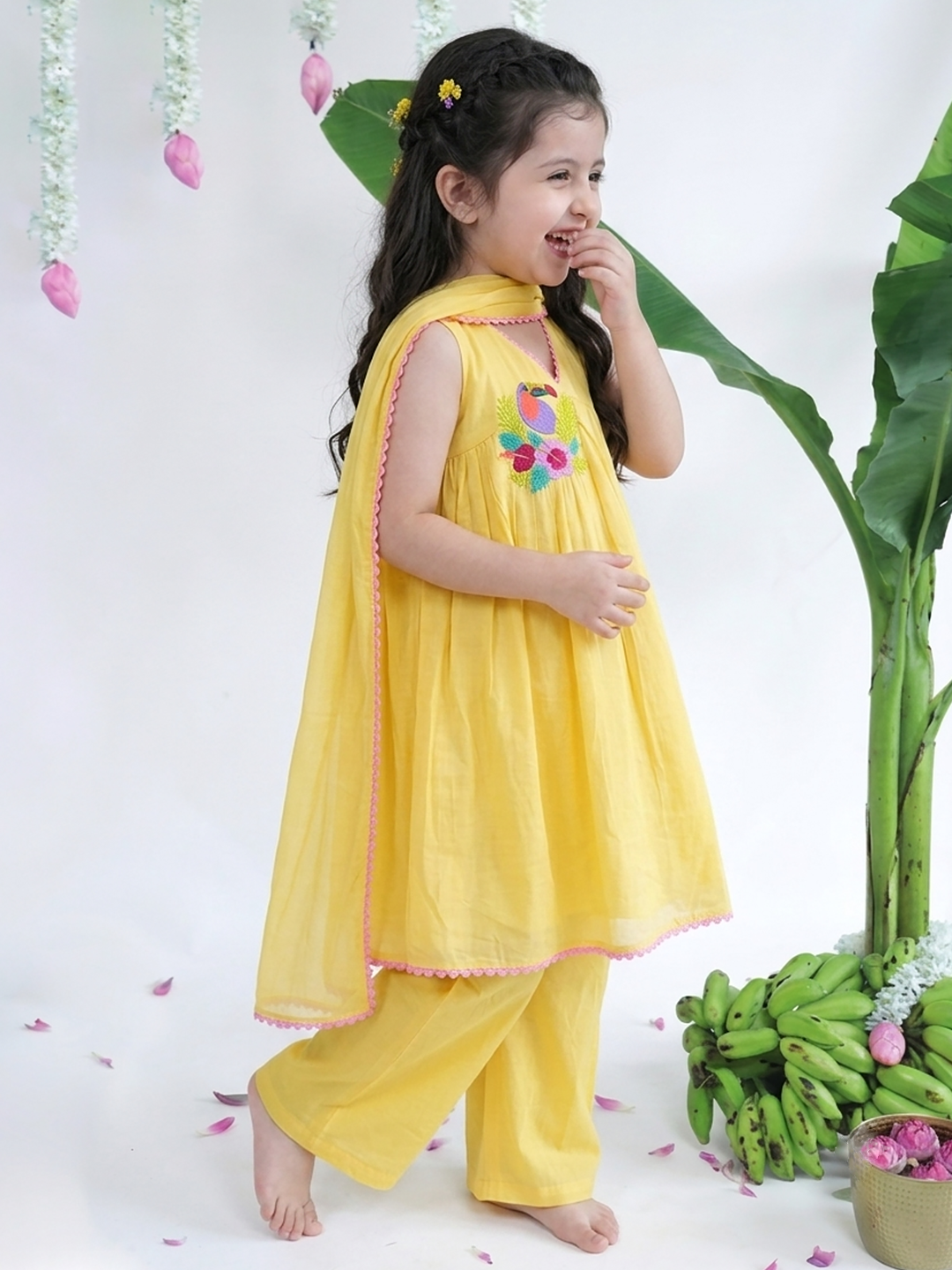 Sunny Yellow Dress with a Pretty Bird and Flowers