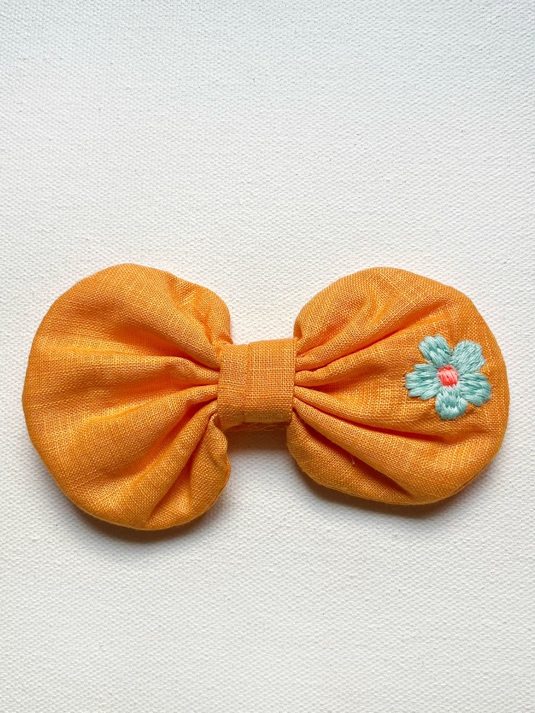 Buzzing Bee Hair Clip