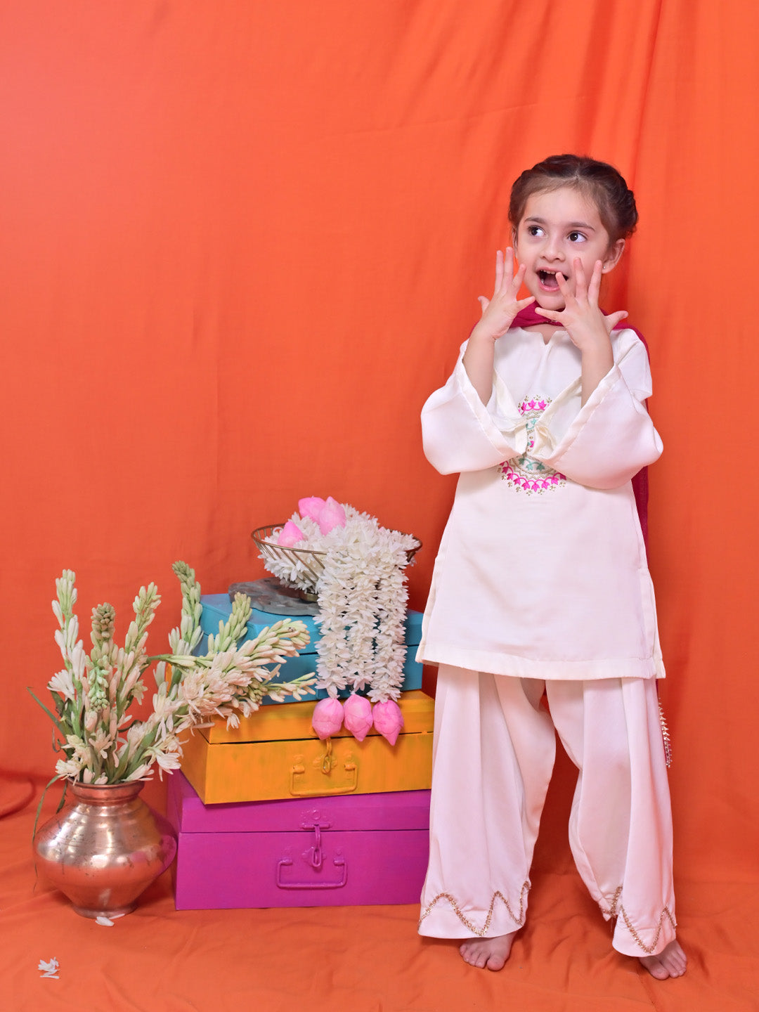 Cute Muskan White Farshi Salwar Set