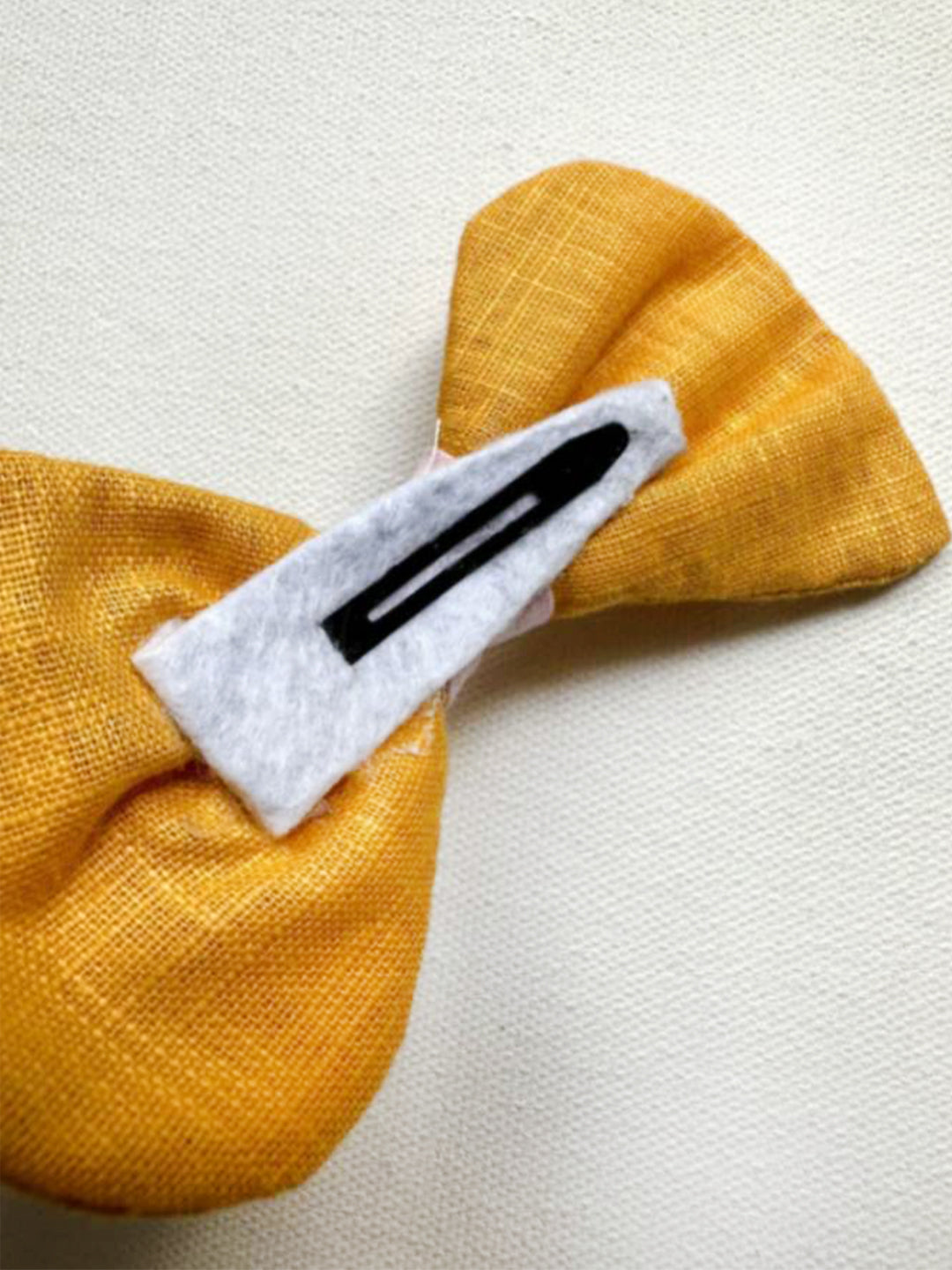 Mango Wreath Hair Clip