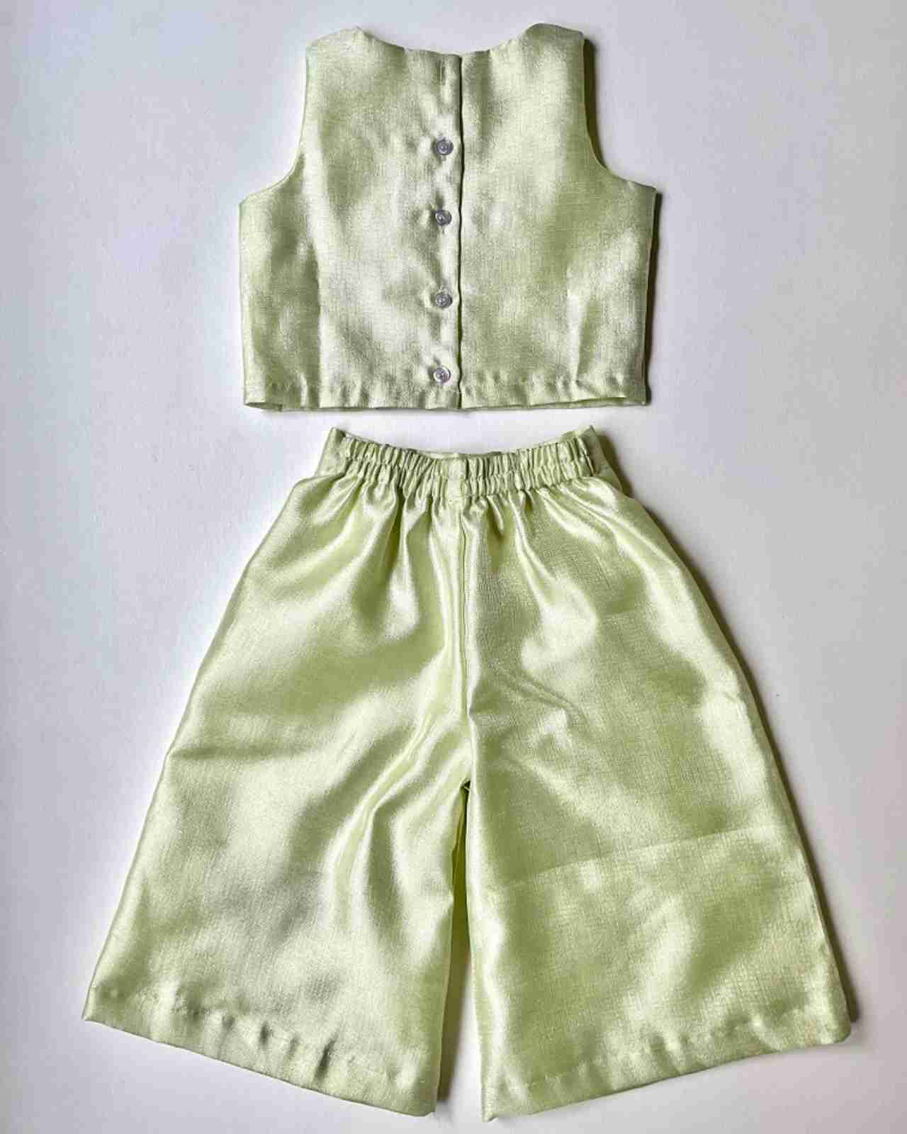 Flutter Cord Set