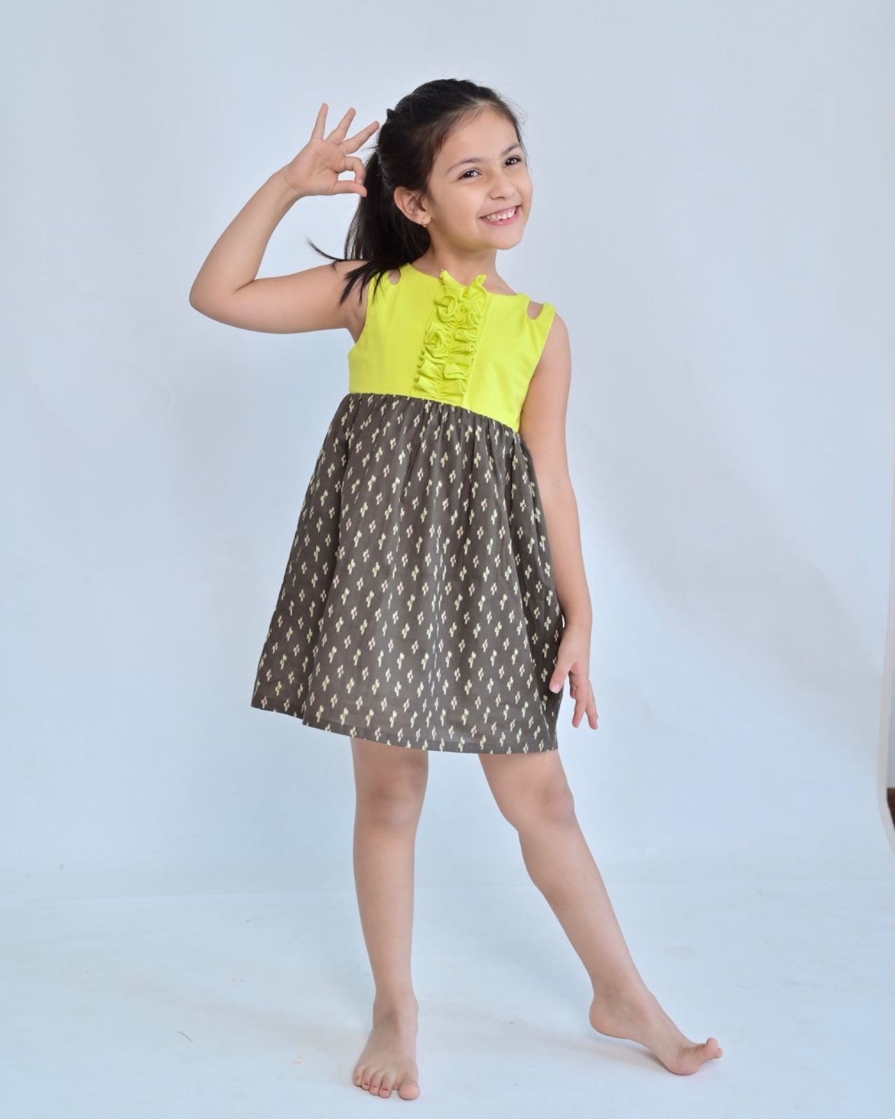 Kinder Chic Dress