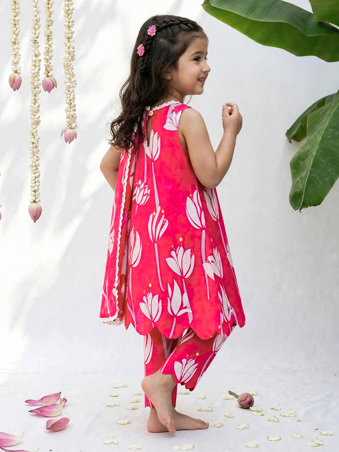 Laal Sugandh Printed Tunic Set
