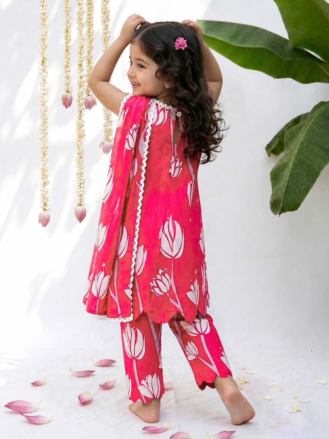 Laal Sugandh Printed Tunic Set