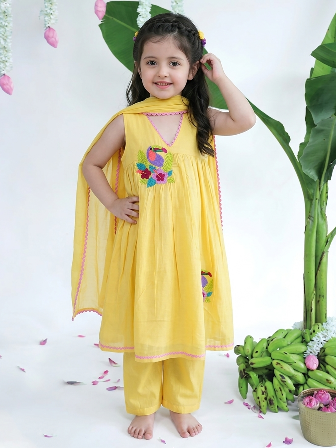 Sunny Yellow Dress with a Pretty Bird and Flowers