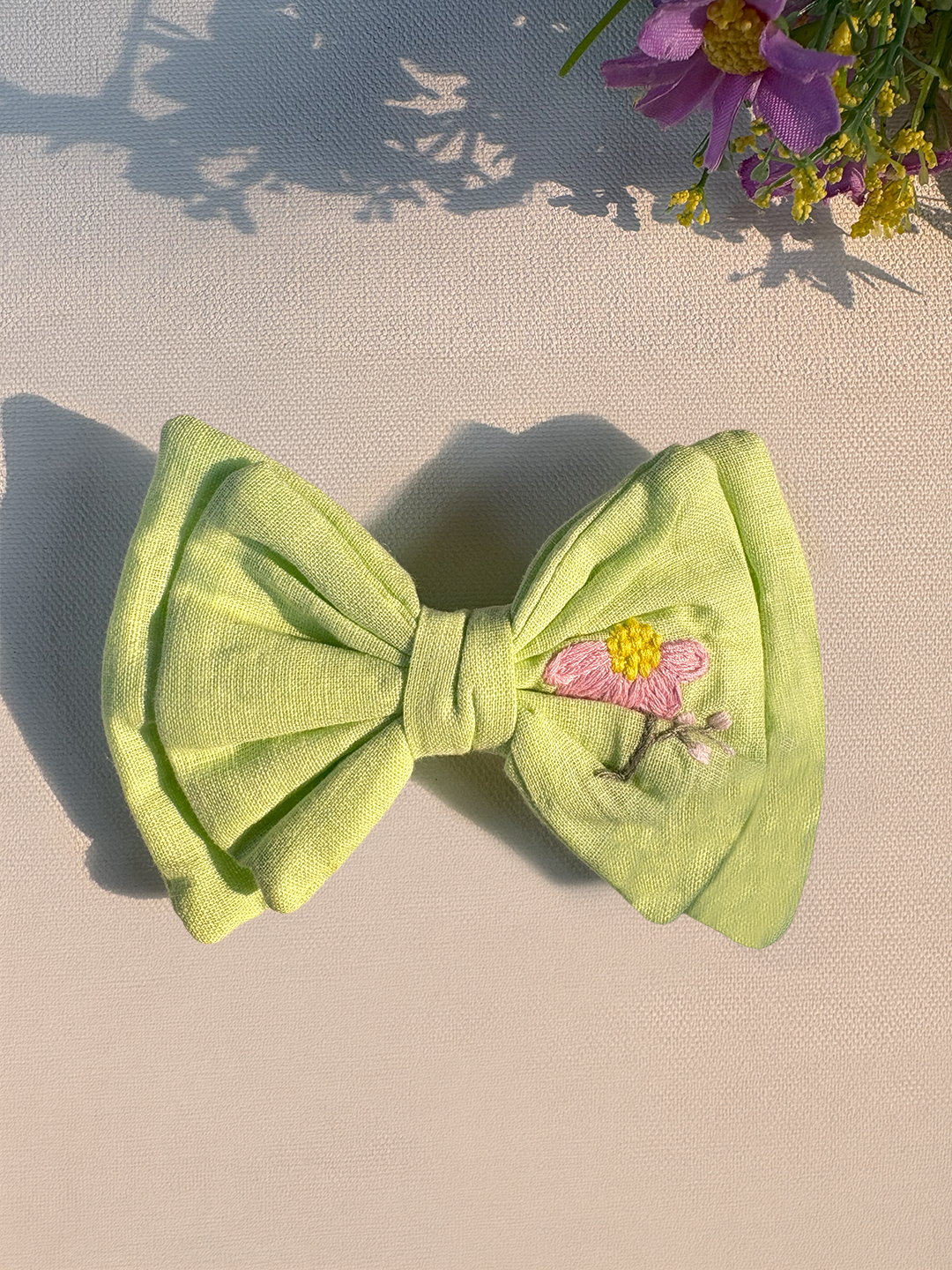 Pastel green Bow