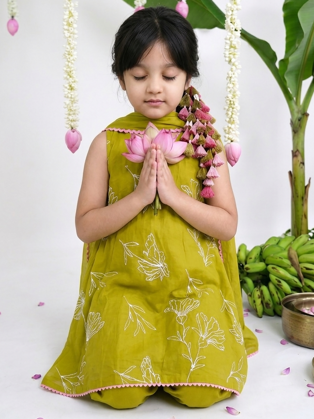 Fresh Green Embroidered Tunic Set