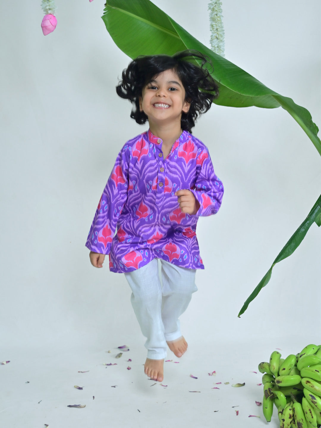 Ikat Printed Kurta And Pajama Set