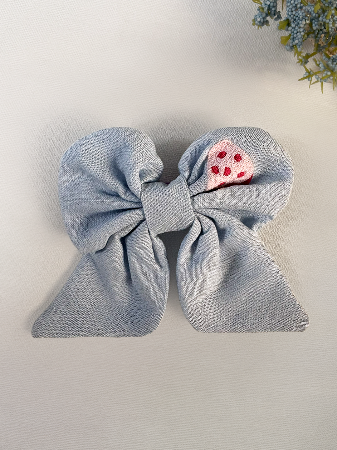 Little Ice Adorable Bow