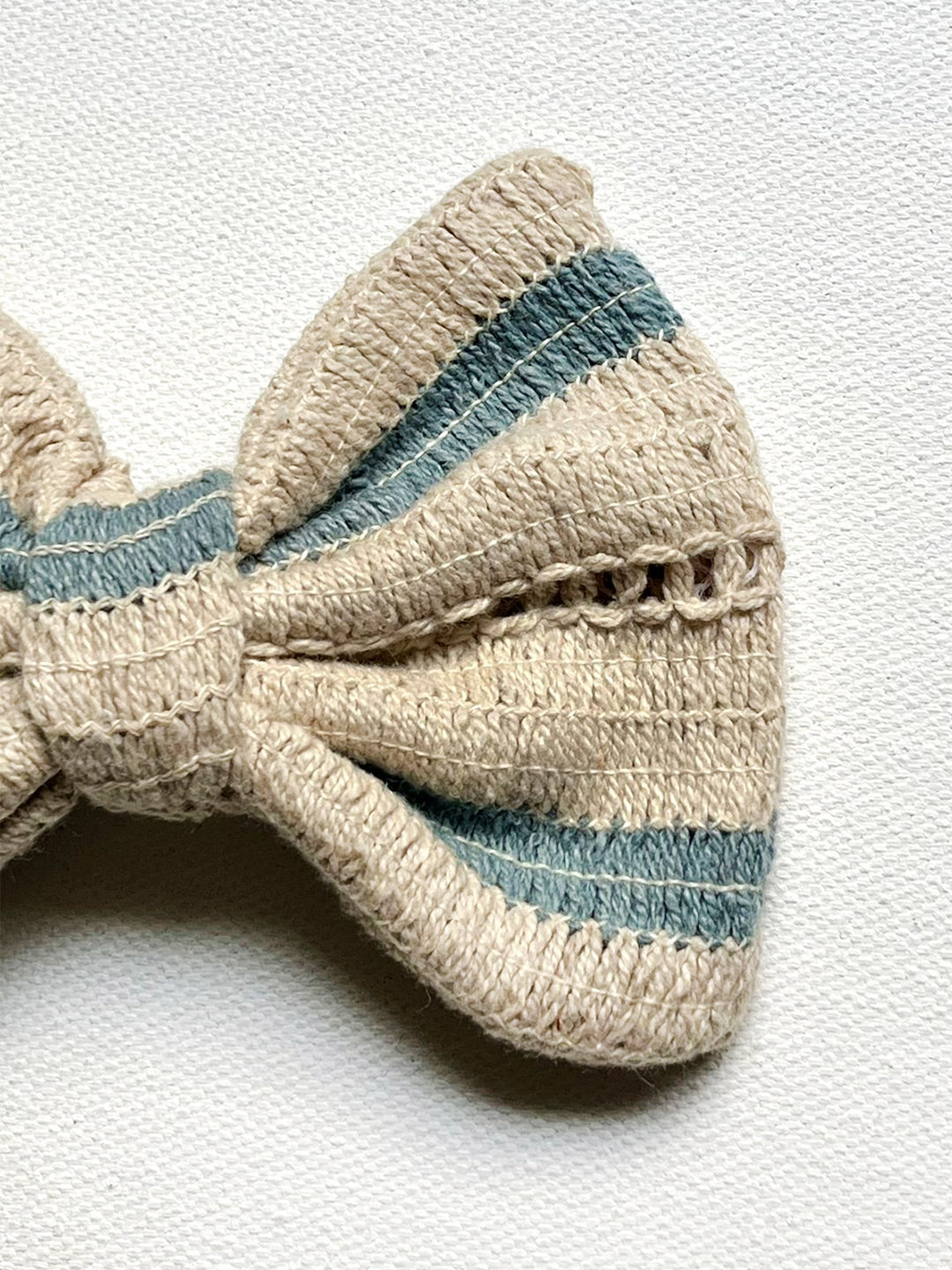 Sandy Crochet Hair Clip