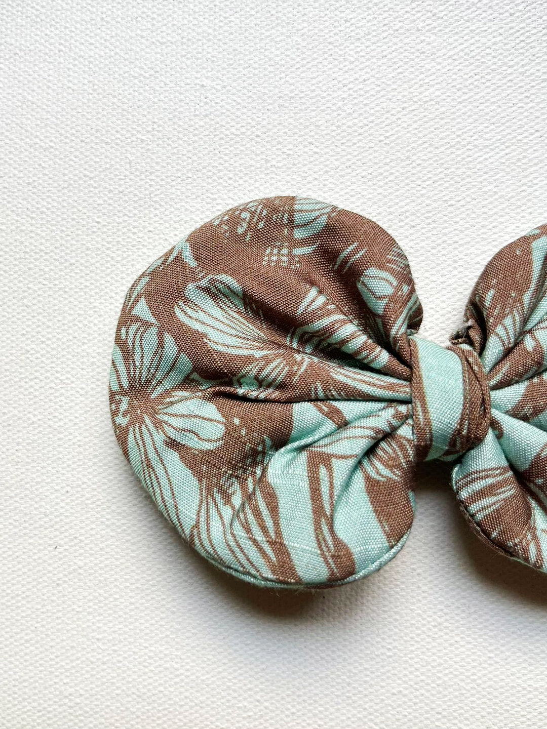 Springtime Stroll Hair Clip