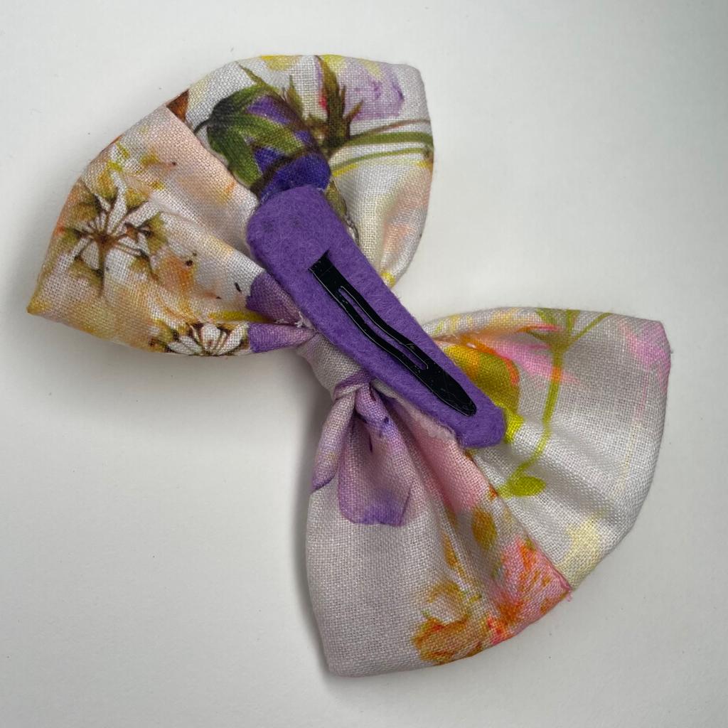 Vibrant Floral Hairpin