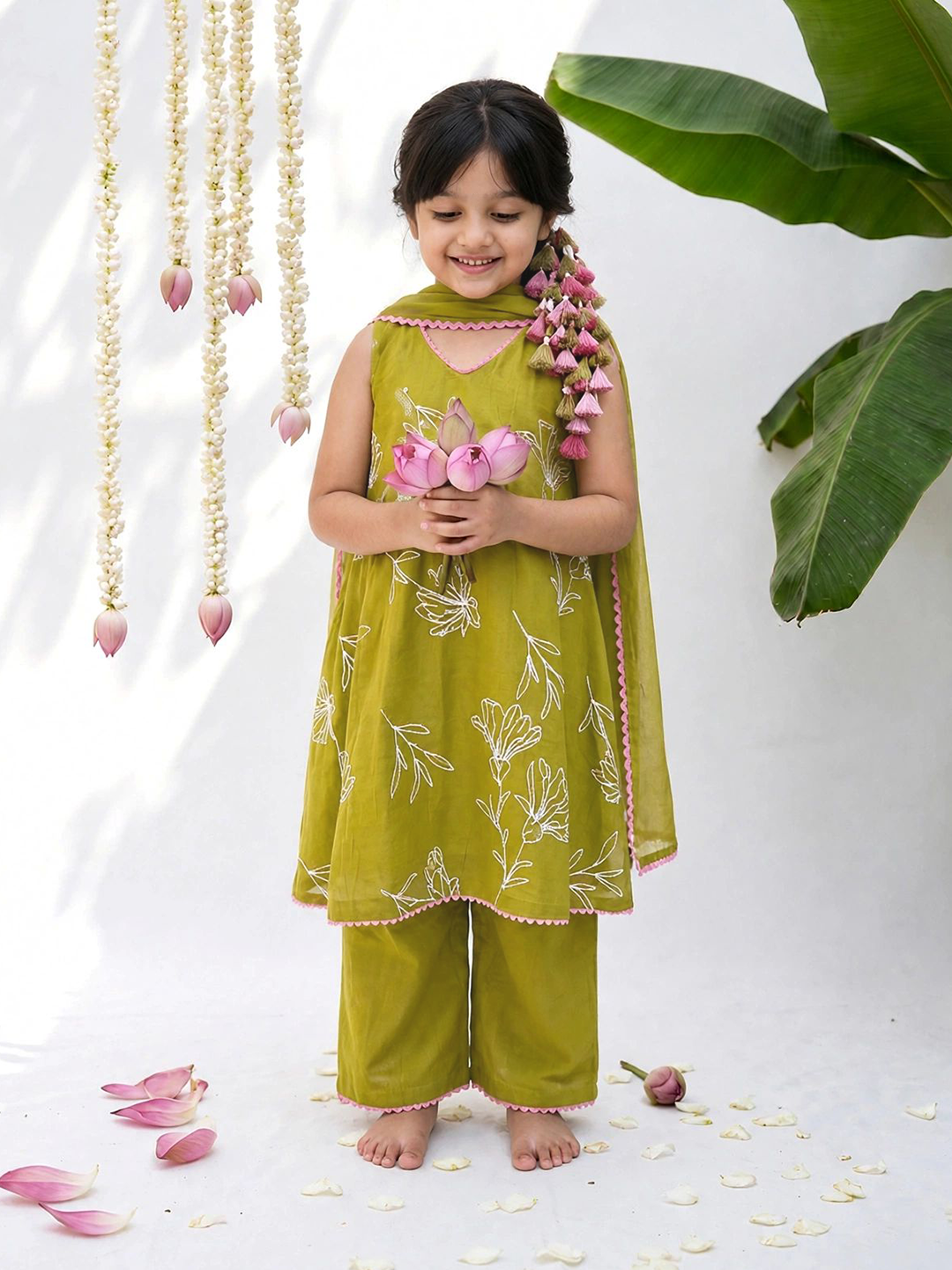 Fresh Green Embroidered Tunic Set